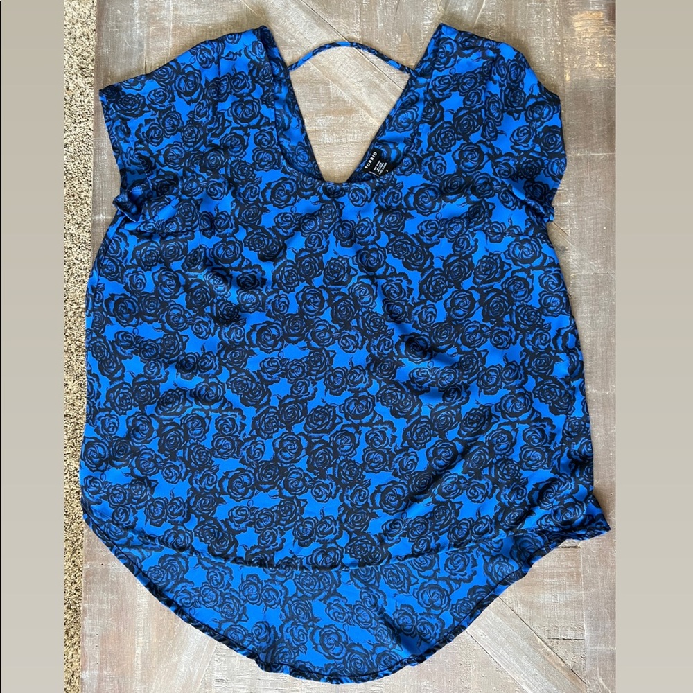 Torrid high-low top 🤩